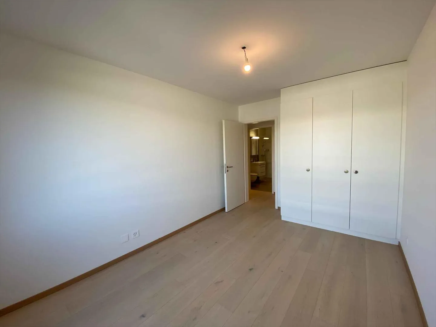 Appartement 6 pièces - Photo 9 sur 13