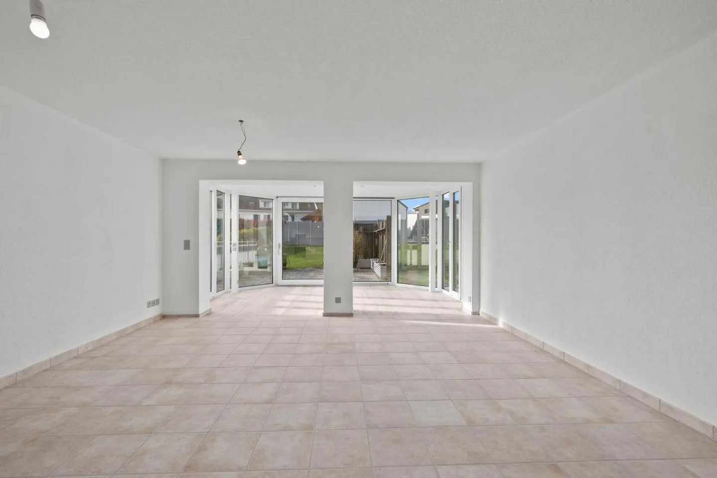 Appartamento giardino 3.5 locali con giardino d'inverno a Lostorf in vendita - Foto 5 di 6