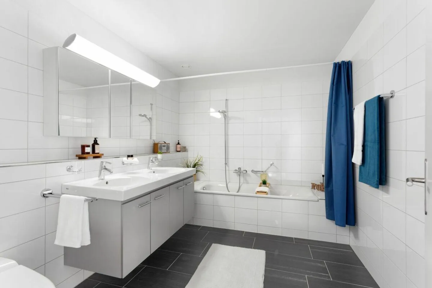 Exklusives Terrassenhaus mit Aussicht - Foto 6 von 13