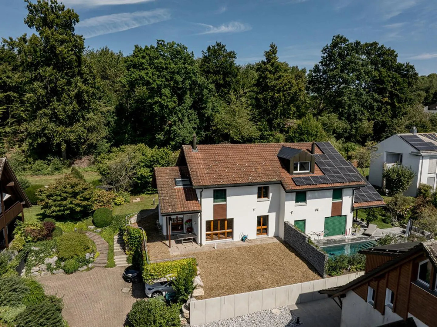 Casa unifamiliare appena ristrutturata con molto spazio esterno e garage - Foto 21 di 25