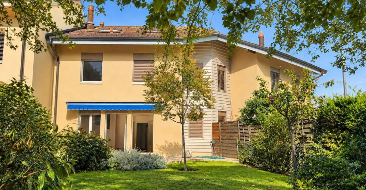 EXCLUSIVITE - Genthod -  Charmante villa de 6 pièces - Foto 2 von 12