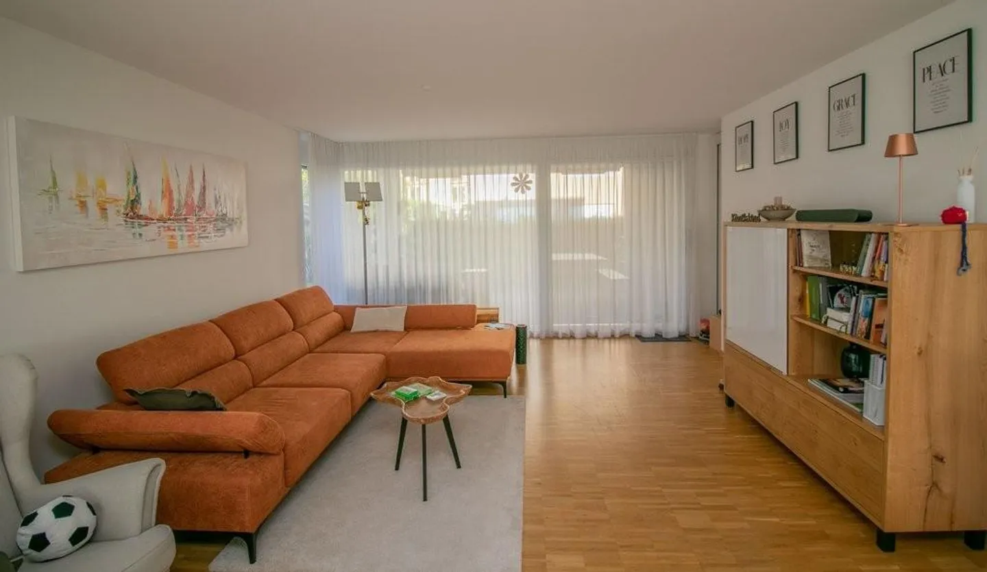 Appartamento Familiare Attraente in una Posizione Tranquilla - Foto 3 di 9
