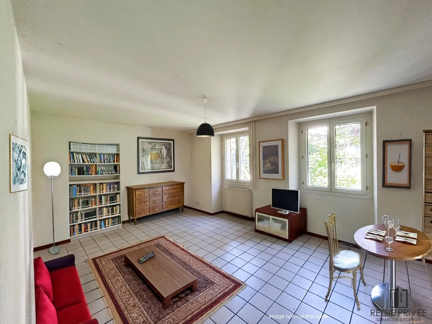 Attractive yield studio. 5 minutes walk from public transport - Photo 1 of 7