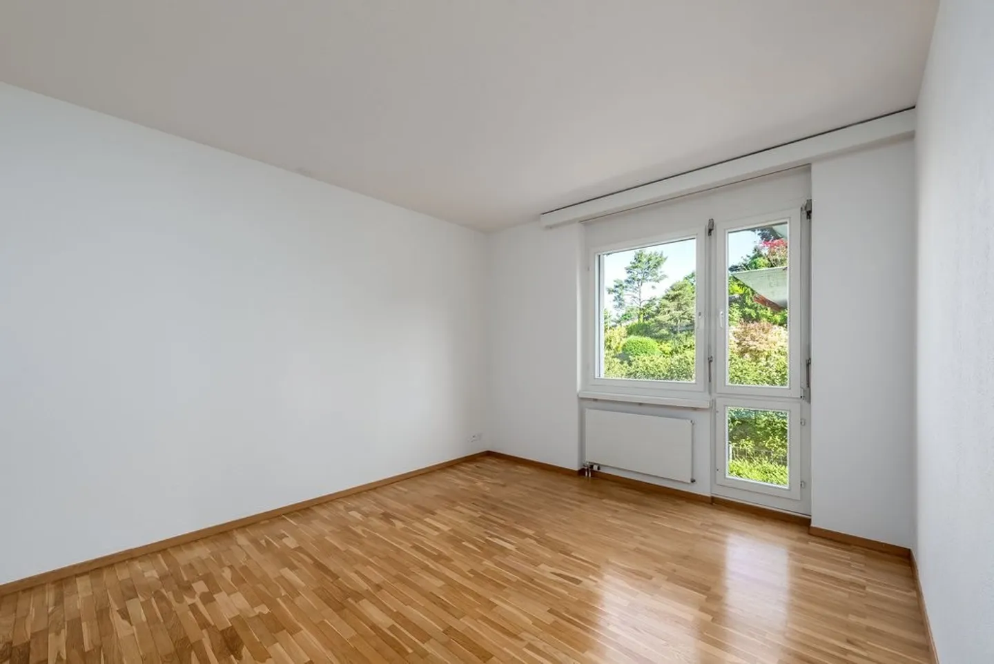 Ampio appartamento familiare vicino al campo sportivo di Herrliberg - Foto 5 di 12