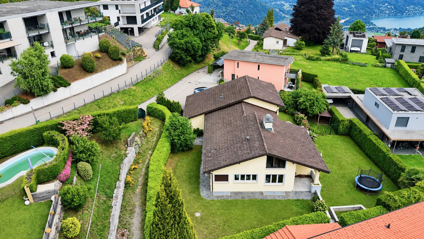 Raffinierte charmante Villa mit Garten und Poolmöglichkeit - Foto 5 von 37