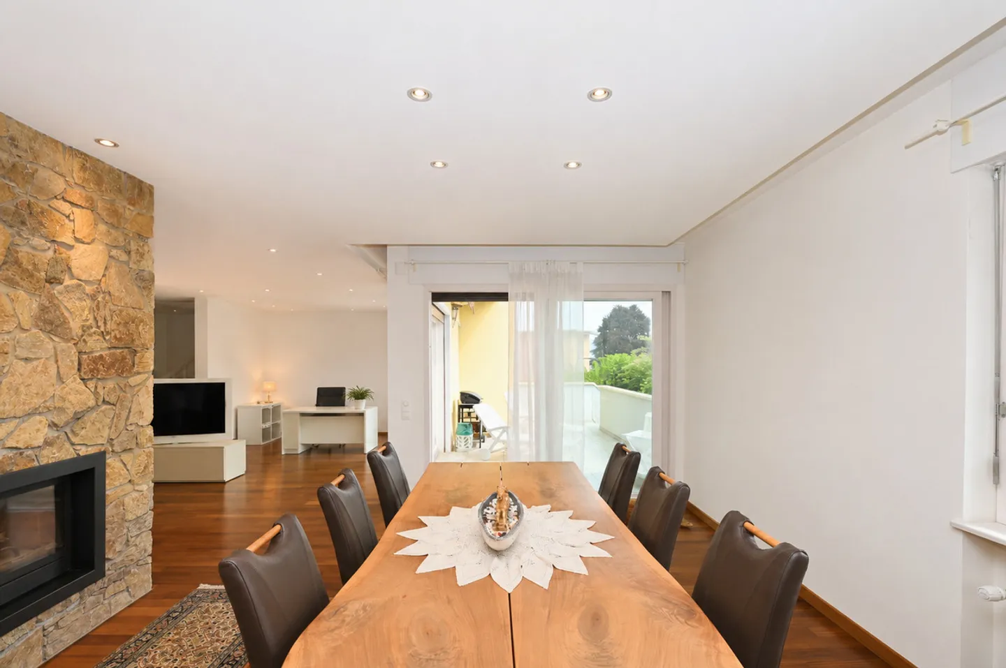 Raffinierte charmante Villa mit Garten und Poolmöglichkeit - Foto 10 von 37