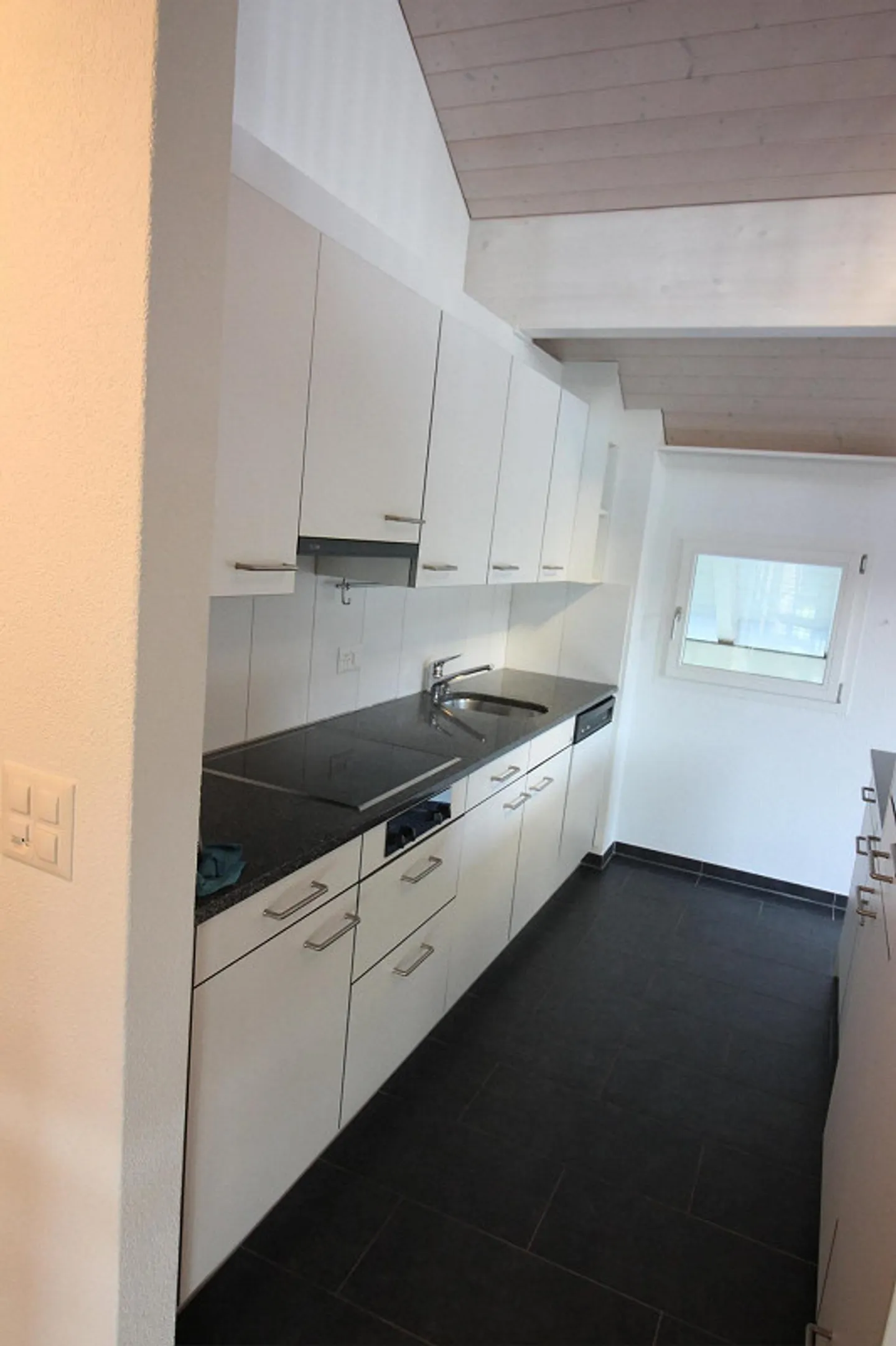 Moderno appartamento duplex di 4,5 stanze a Oberdiessbach - Foto 1 di 12