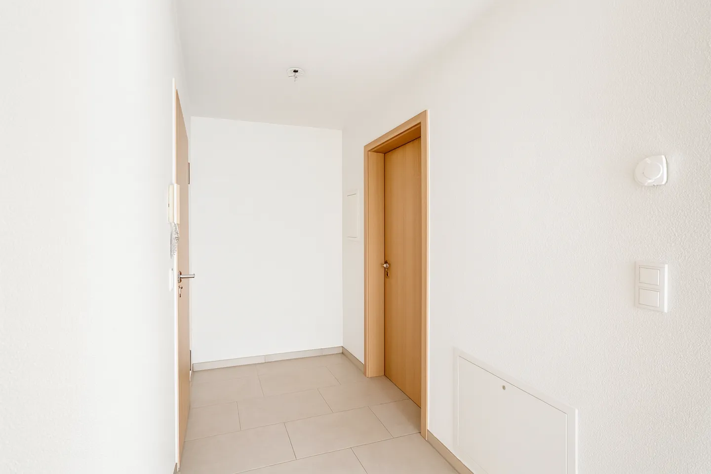 Appartement 1.5 pièces confortable dans un emplacement central - Photo 3 sur 4