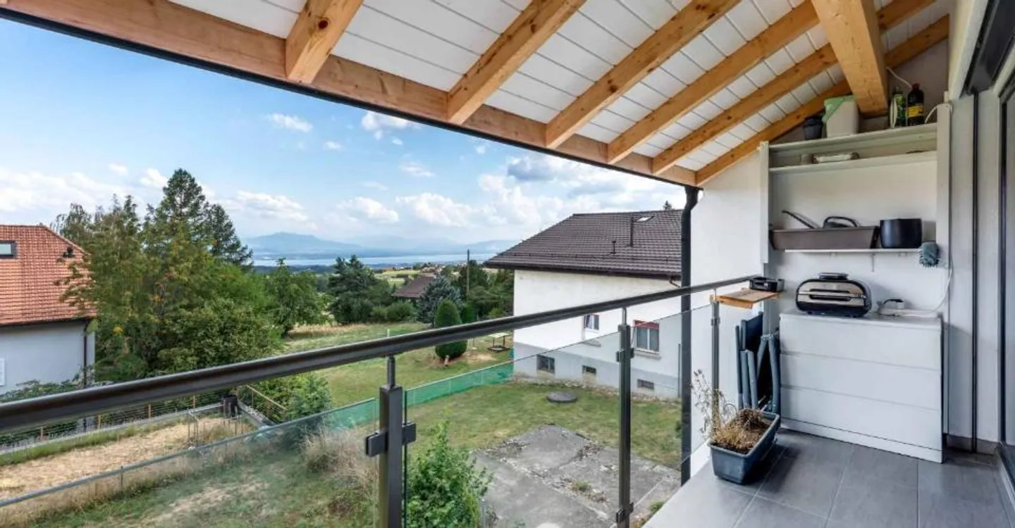 Duplex rénové avec vue sur le Léman - Photo 8 sur 8
