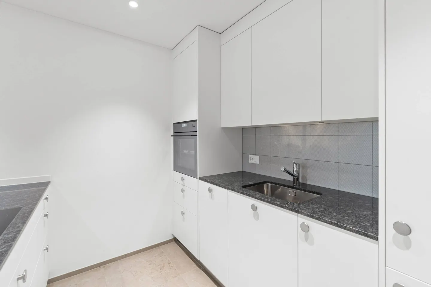 Cozy 3.5 Room Apartment in the Heart of Lichtensteig - Photo 4 of 11