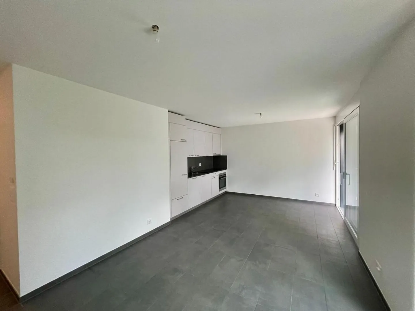 Une nouvelle maison, 2.5 chambres modernes - Photo 3 sur 5