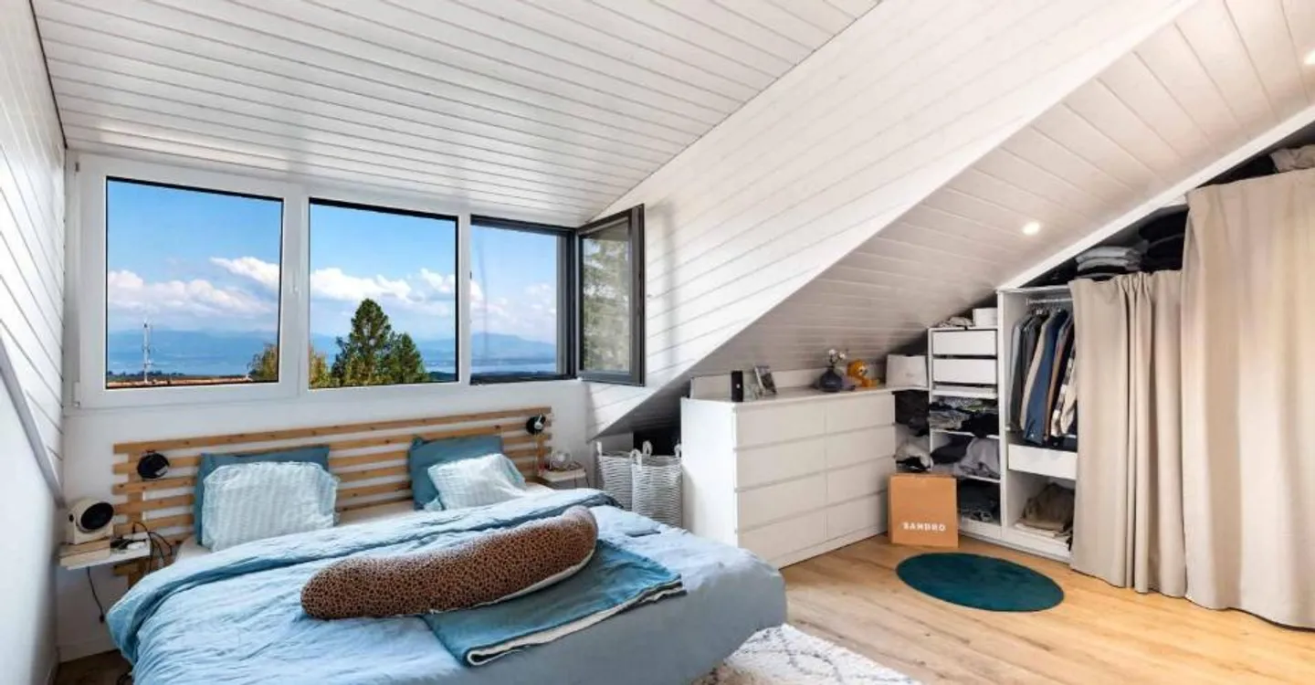 Duplex rénové avec vue sur le Léman - Photo 7 sur 8