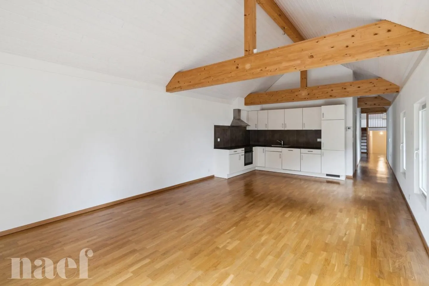 4.5-room apartment in a village house - Photo 2 of 12