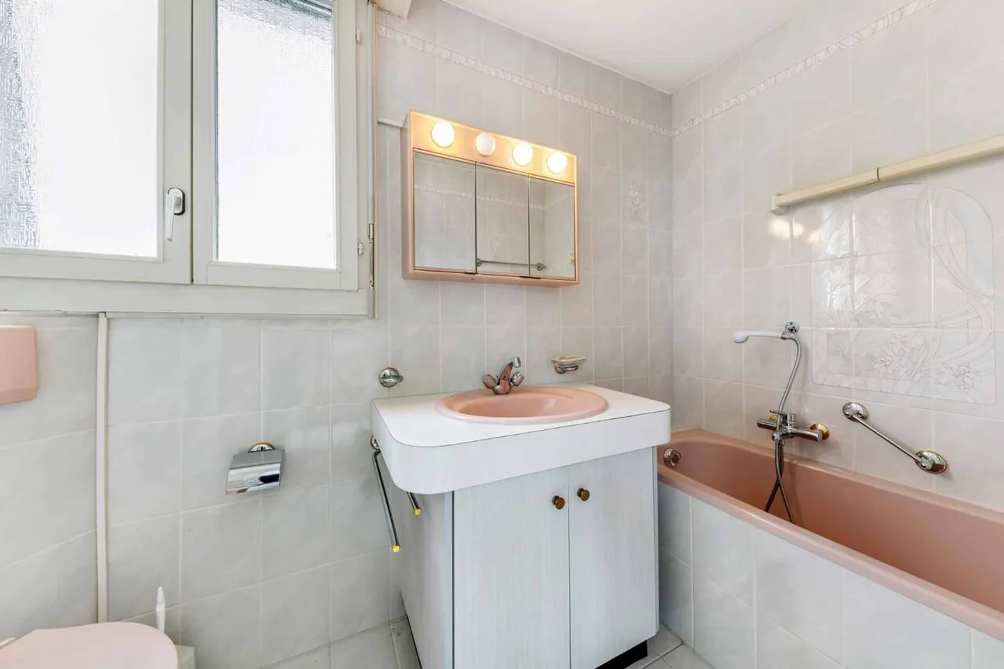 Magnifique maison bourgeoise - 3 appartements avec vue sur le Château d'Aigle - Photo 5 sur 13