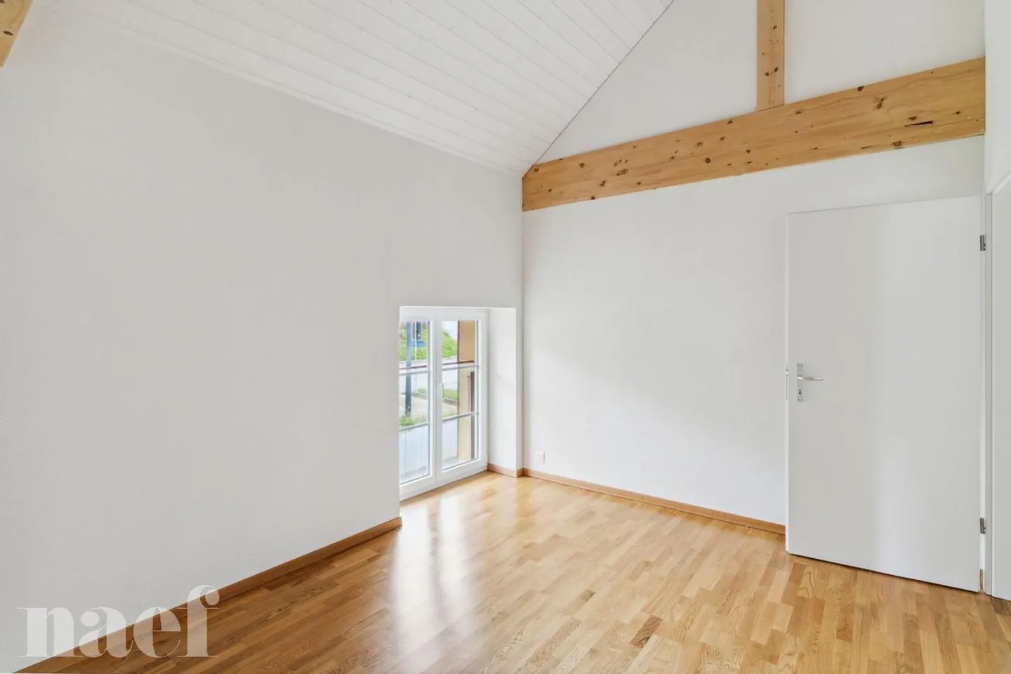 4.5-room apartment in a village house - Photo 6 of 12