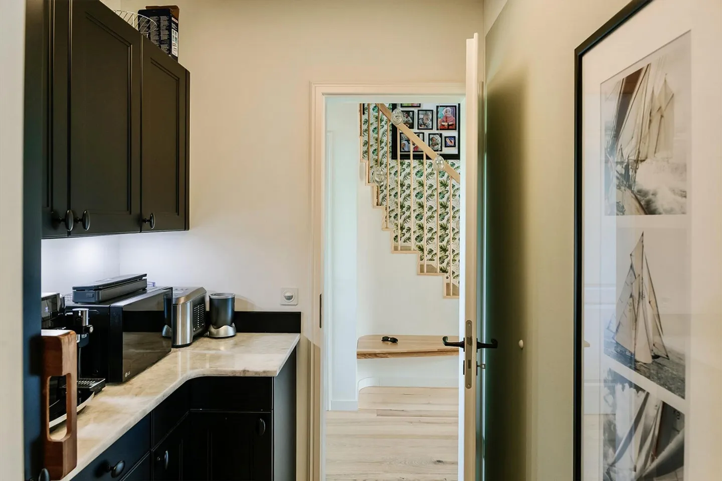 Maison de campagne moderne neuve avec équipements de luxe, vue dégagée et maison intelligente - Photo 8 sur 22