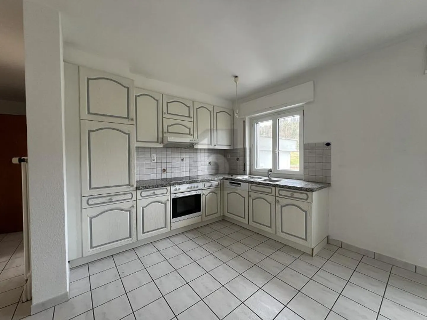 SPACIEUX ET LUMINEUX AVEC VUE ! - Foto 4 von 6