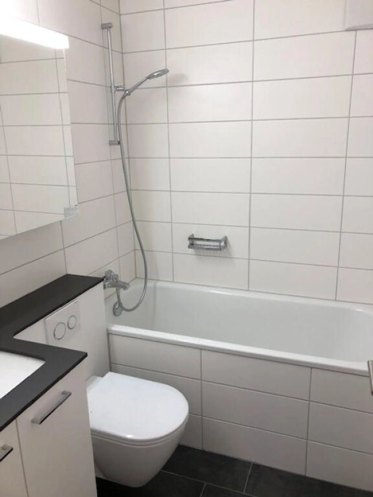 Child-friendly 4.5 room apartment in Worben - Photo 3 of 9