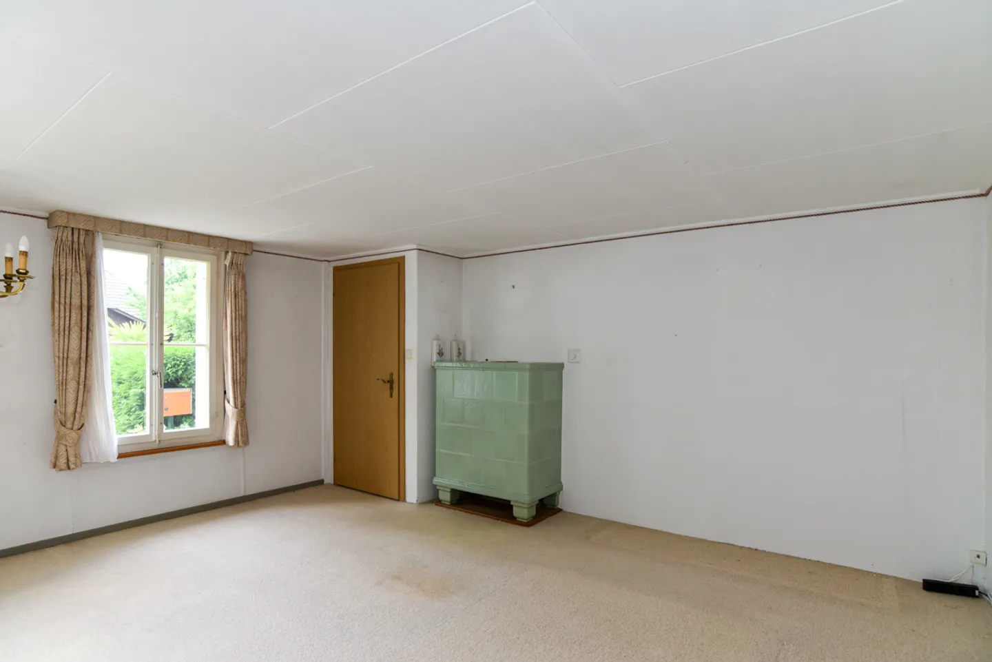 Maison abordable à rénover dans un emplacement central - Photo 6 sur 13