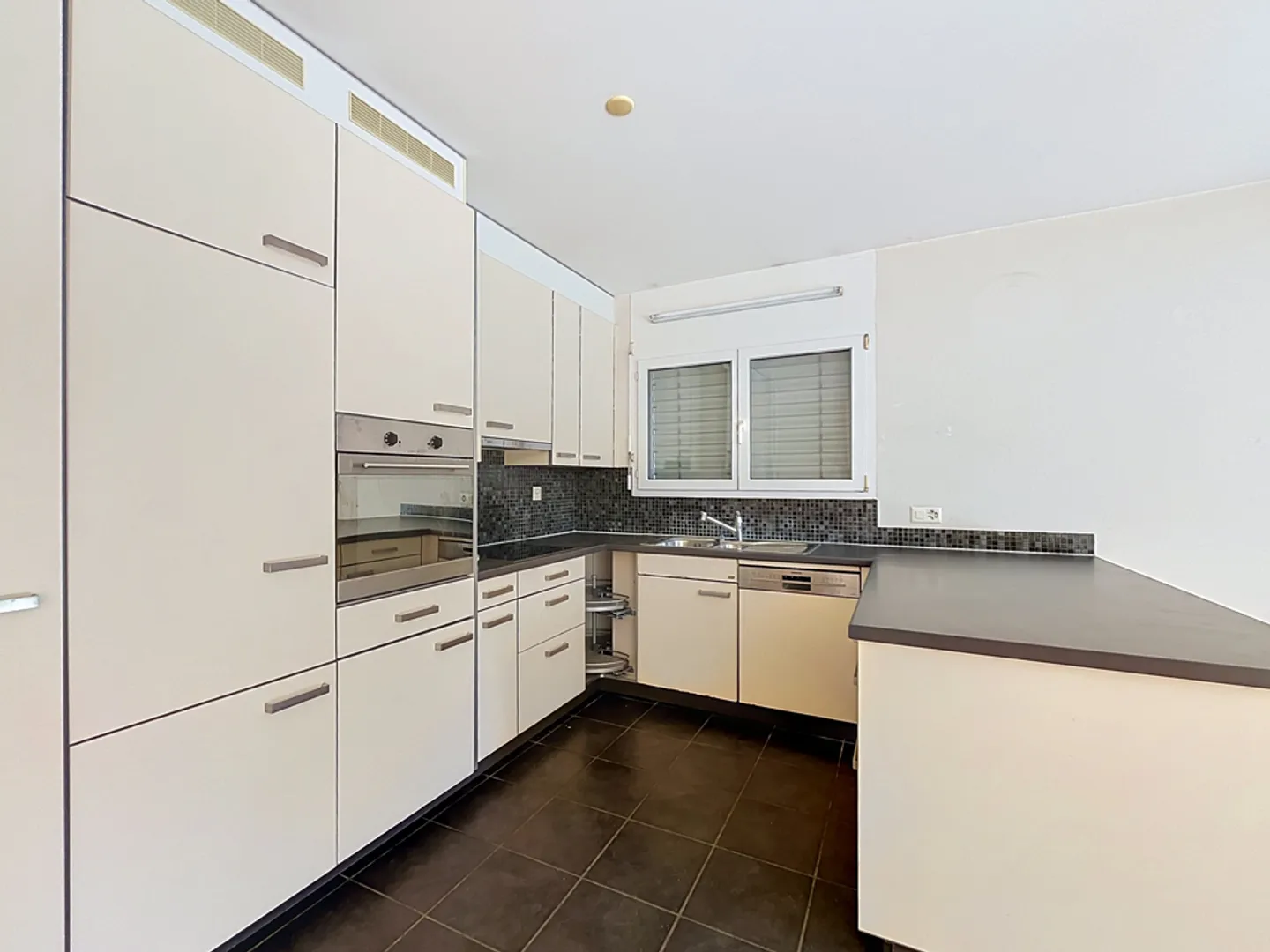 4,5-Zimmer-Wohnung - Foto 3 von 11