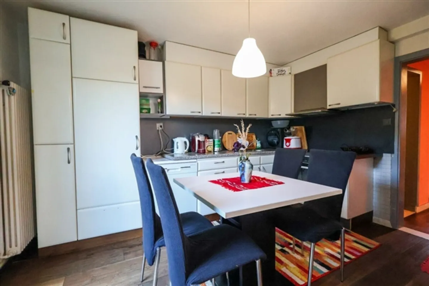 Single-family house in Ammerswil near Lenzburg - charming, quietly located and with development potential - Photo 5 of 17