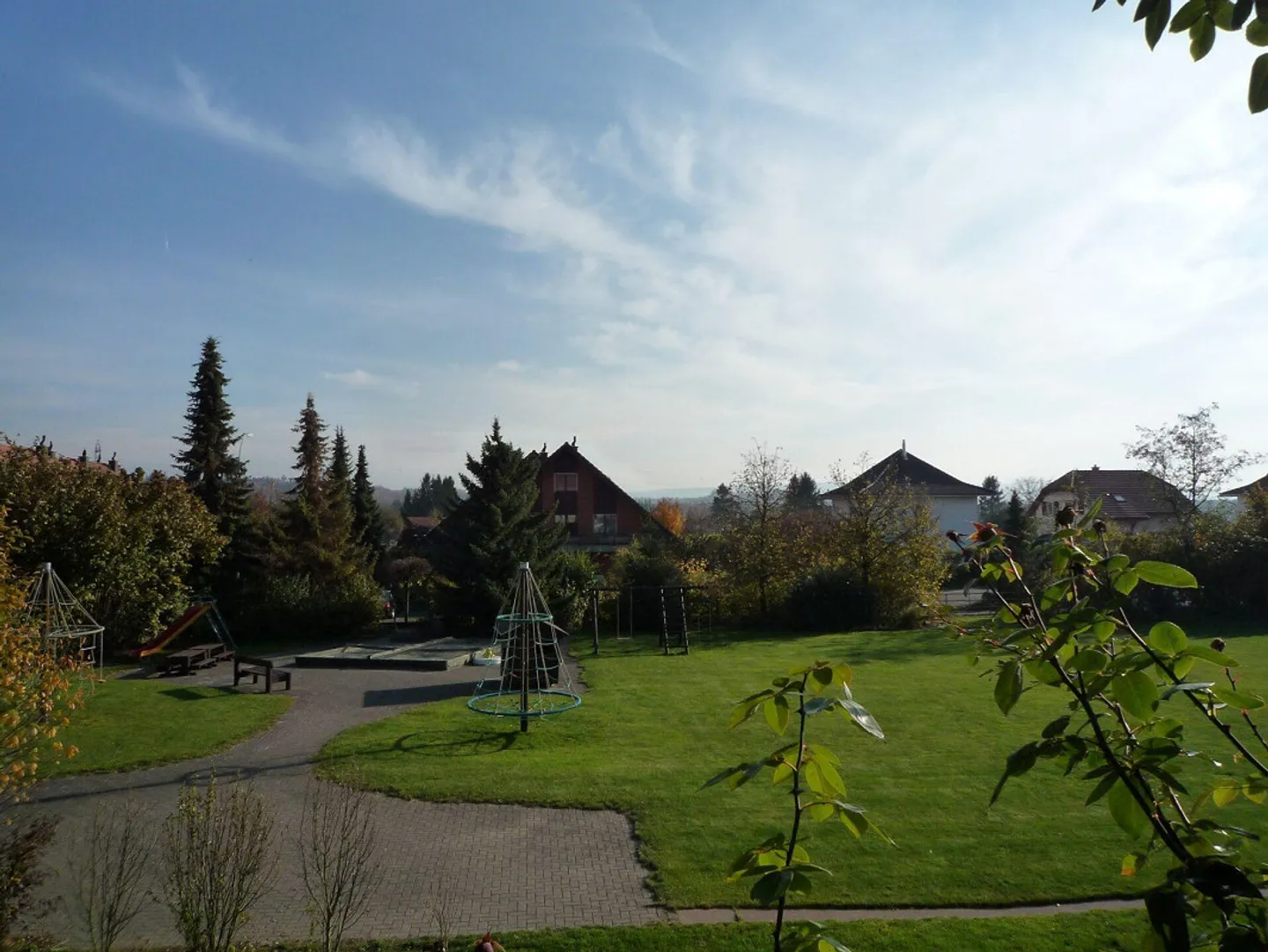 Child-friendly 4.5 room apartment in Worben - Photo 9 of 9
