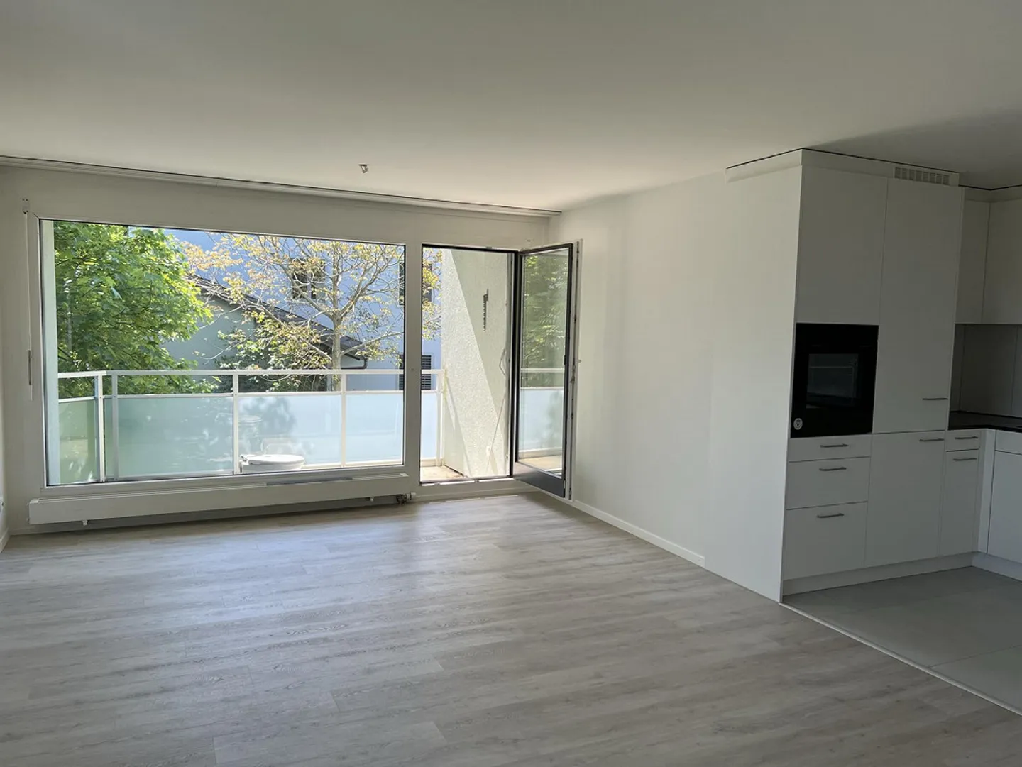 Appartement 2 pièces dans un emplacement calme - Photo 1 sur 8