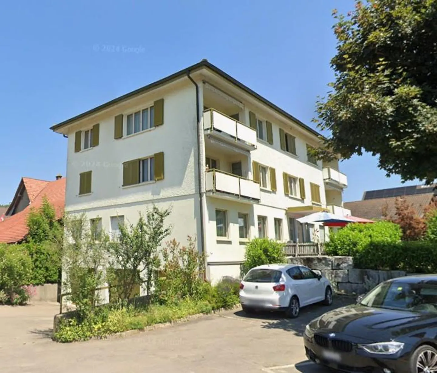 Appartamento luminoso e conveniente con 4 stanze al 1° piano - Foto 1 di 6