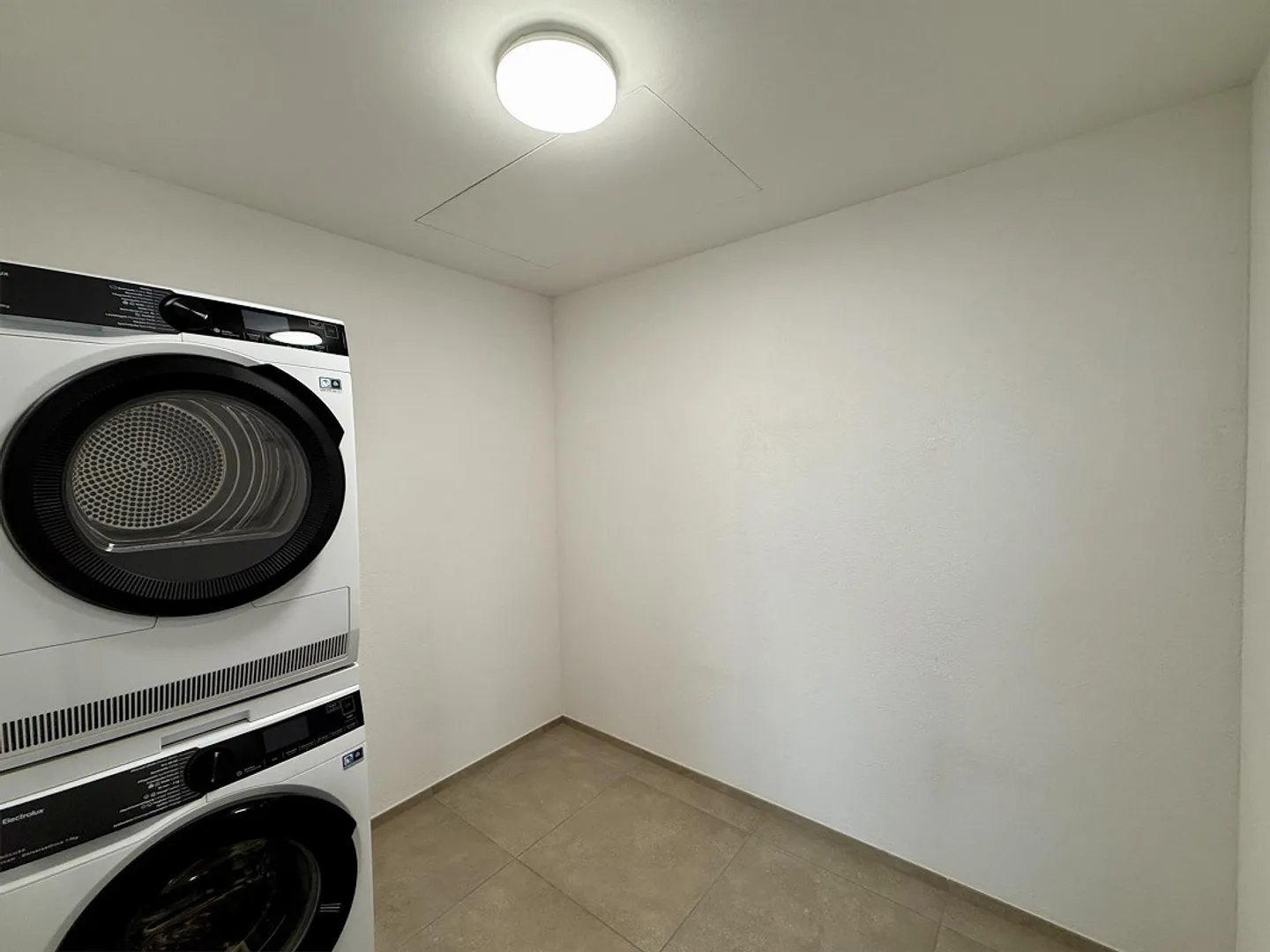 Modern wohnen im Herzen von Dagmersellen! MIETEN OHNE KAUTION - Foto 9 di 9