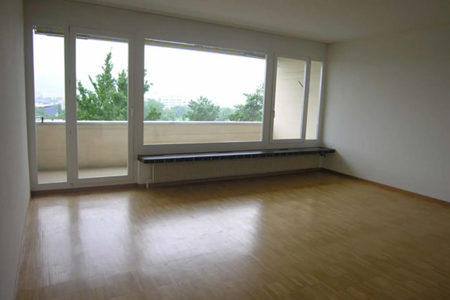 Very bright maisonette apartment - Photo 5 of 10