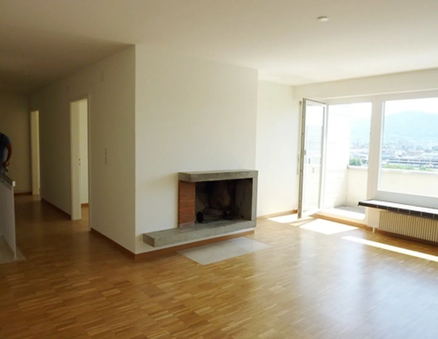 Very bright maisonette apartment - Photo 4 of 10