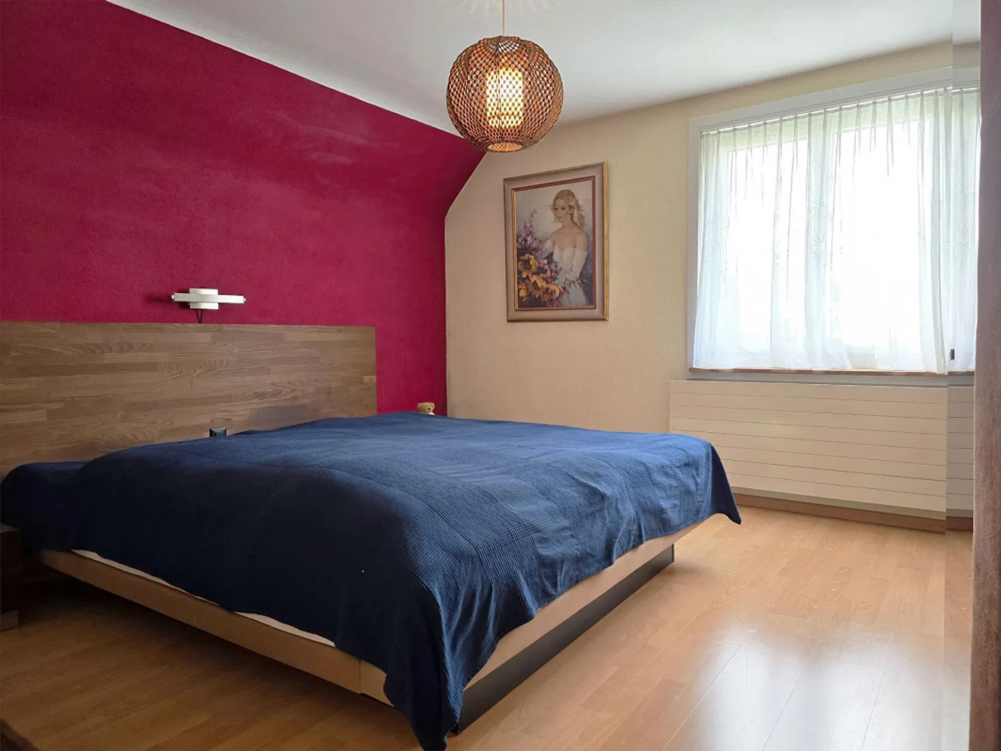 5.5-Room Single-Family House in a Quiet Location with Well-Maintained Garden - Photo 4 of 10