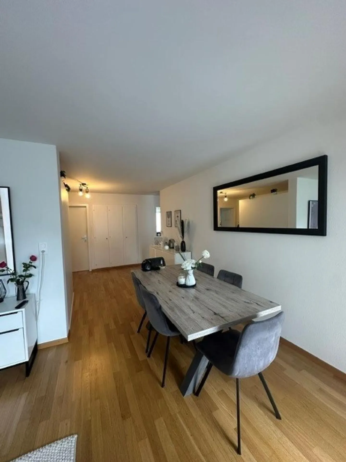 Beautiful 4.5-room apartment with balcony - Photo 2 of 12
