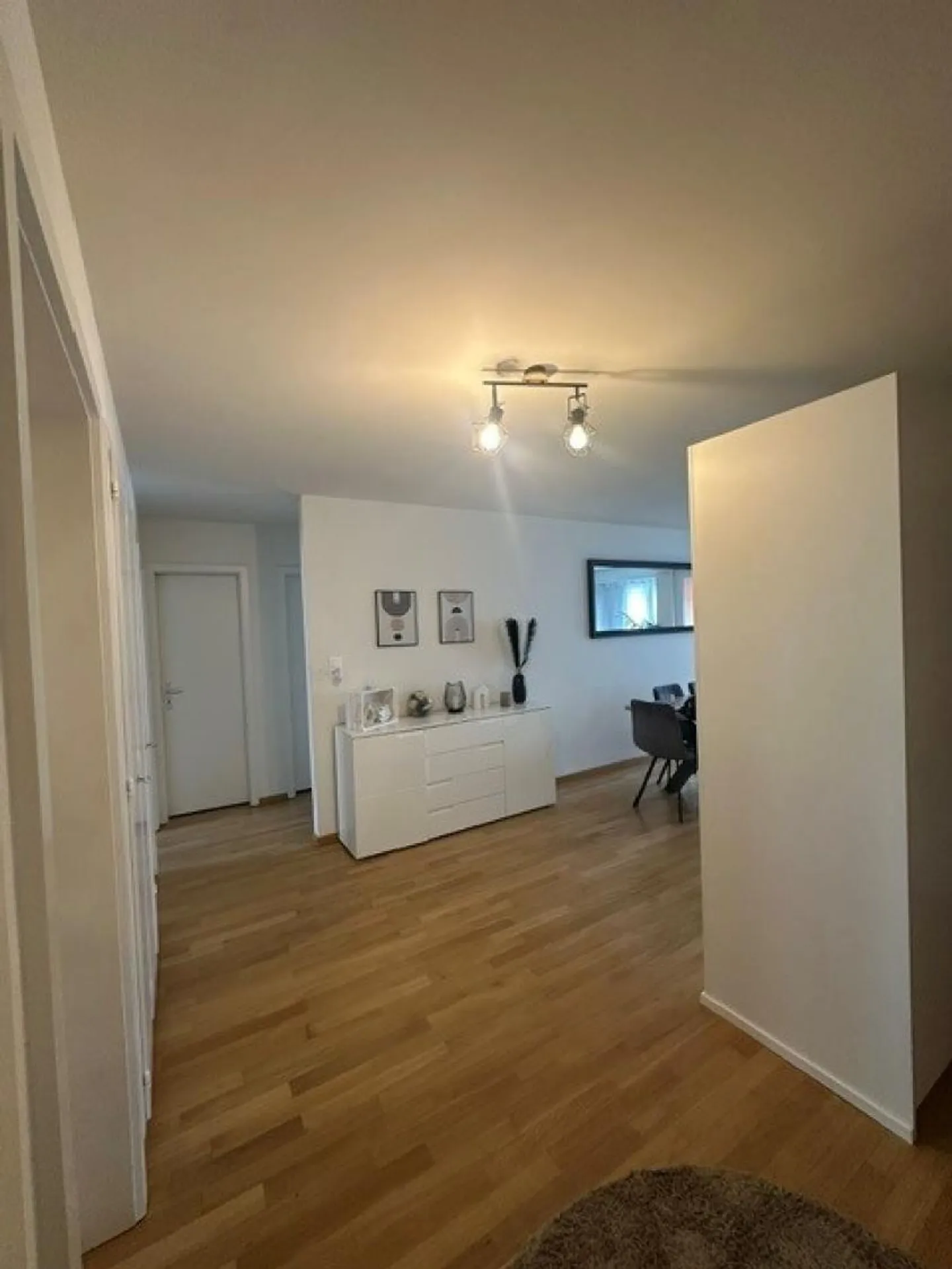 Beautiful 4.5-room apartment with balcony - Photo 5 of 12