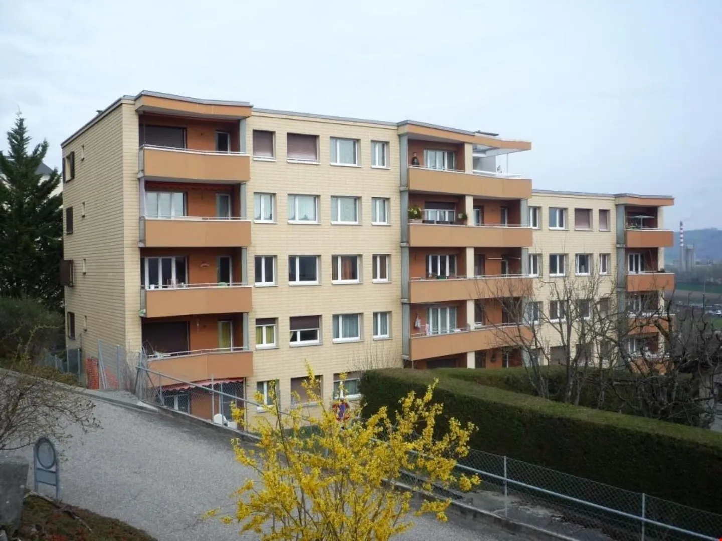 Beautiful 4.5-room apartment with balcony - Photo 12 of 12