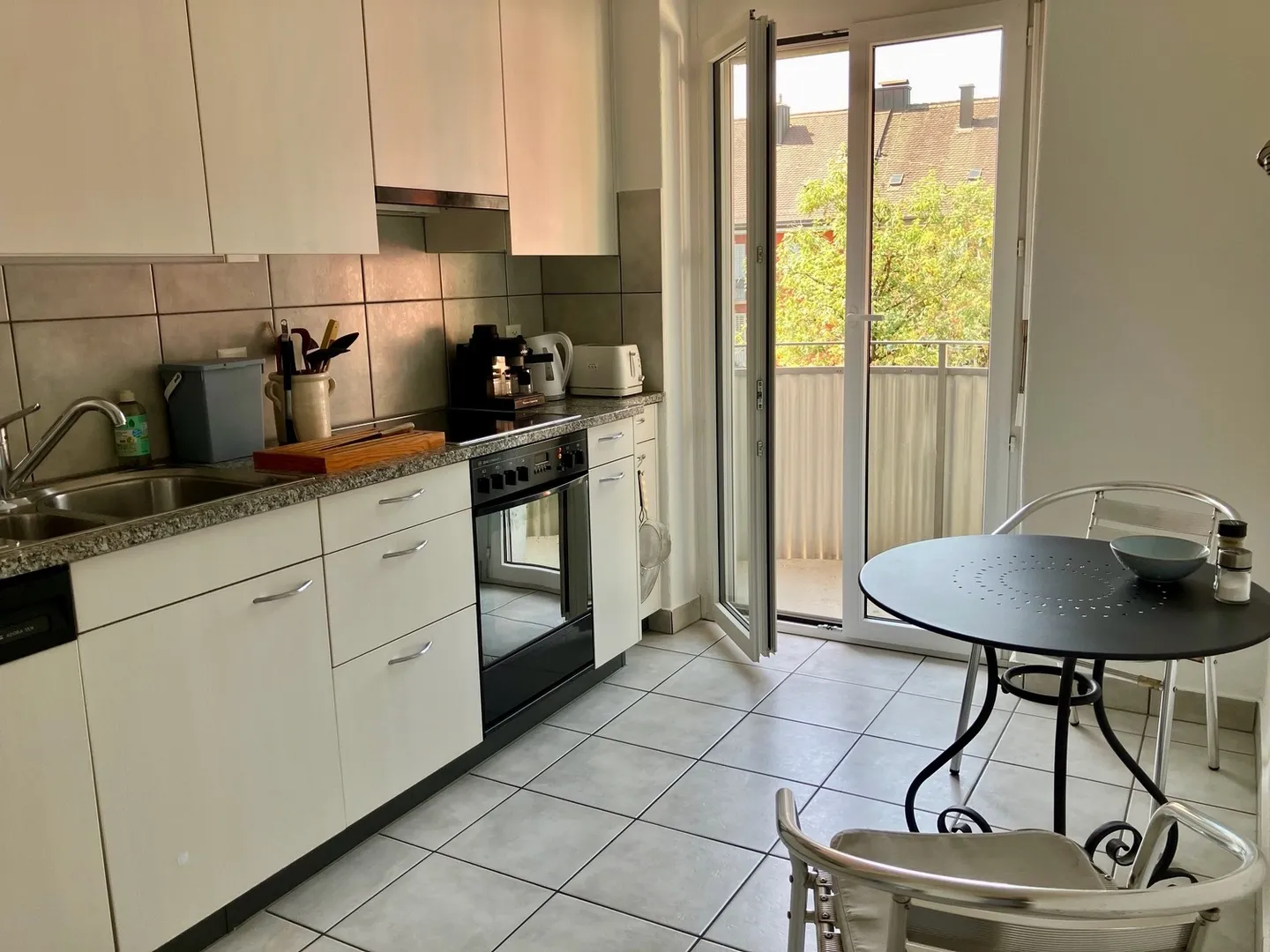 Appartamento in affitto - Foto 4 di 10