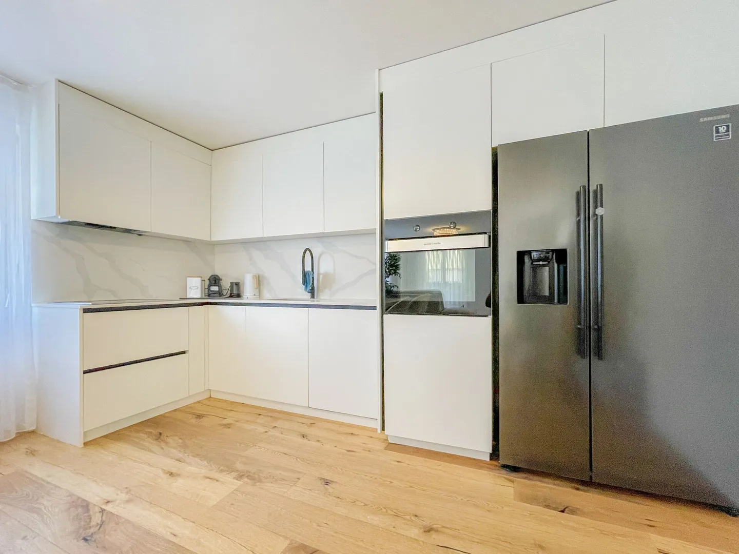 Casa bifamiliare immediatamente abitabile + progetto con permesso di costruzione - Foto 6 di 27