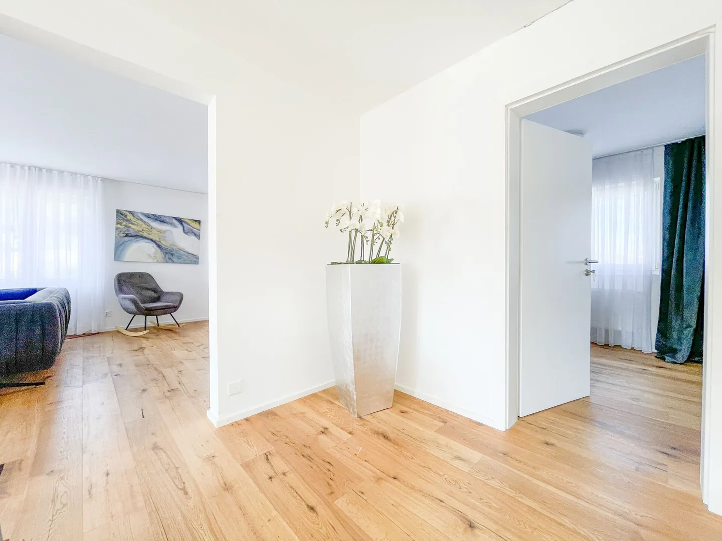 Casa bifamiliare immediatamente abitabile + progetto con permesso di costruzione - Foto 14 di 27