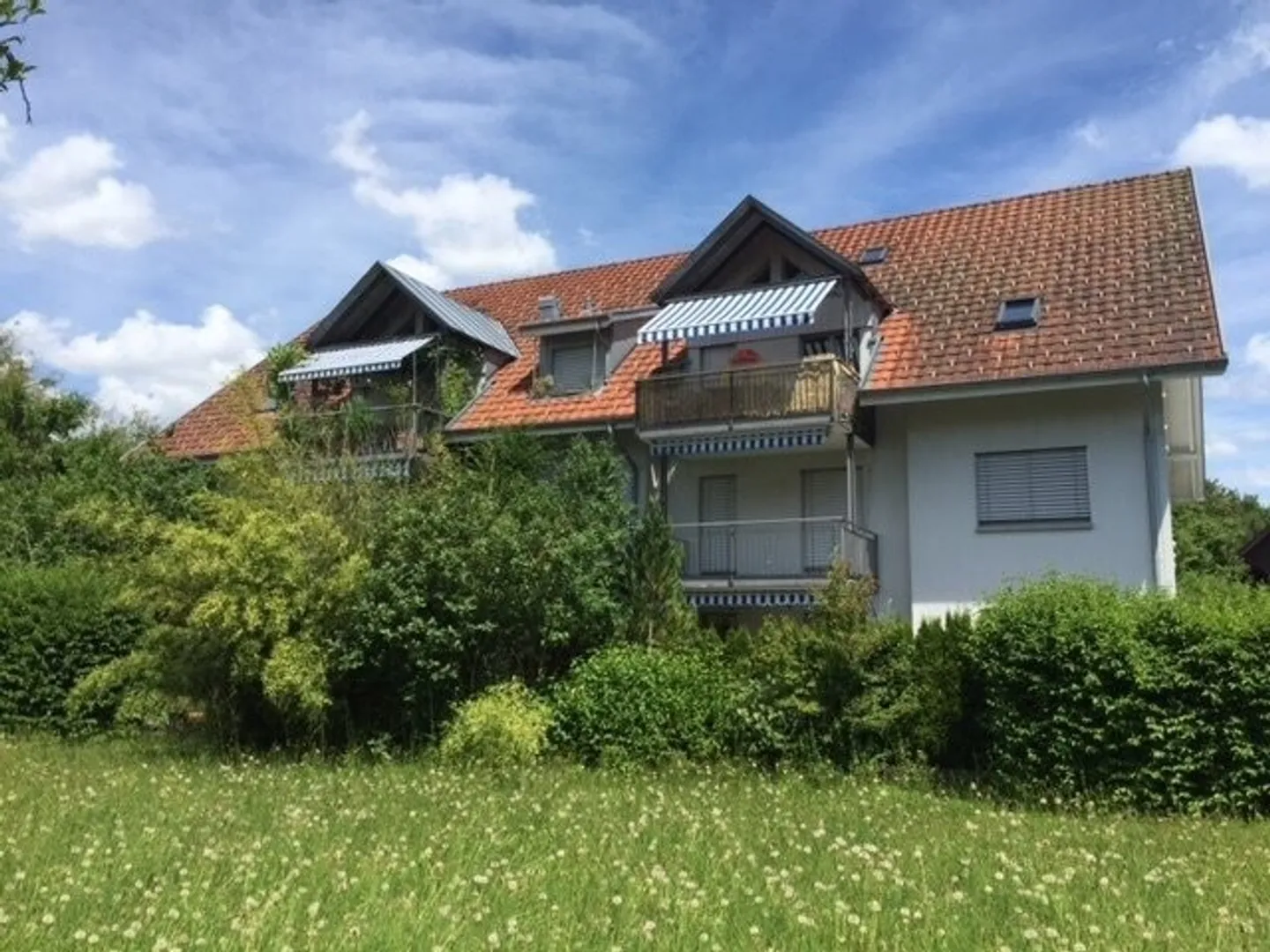 Charmante Wohnung Nähe Stadt - Foto 1 von 11