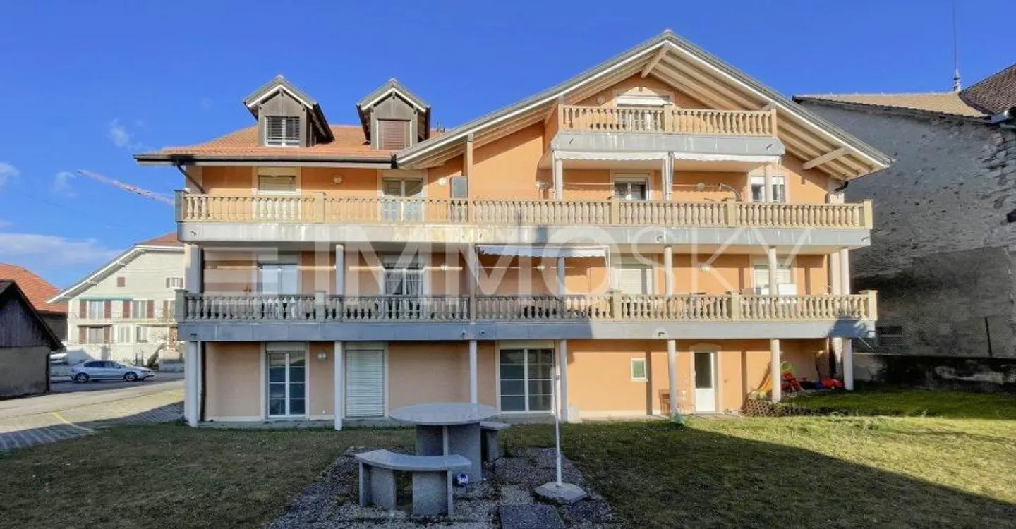 For investors: Building 5 min. from Chavornay (Approx. 4.29% yield) - Photo 1 of 5