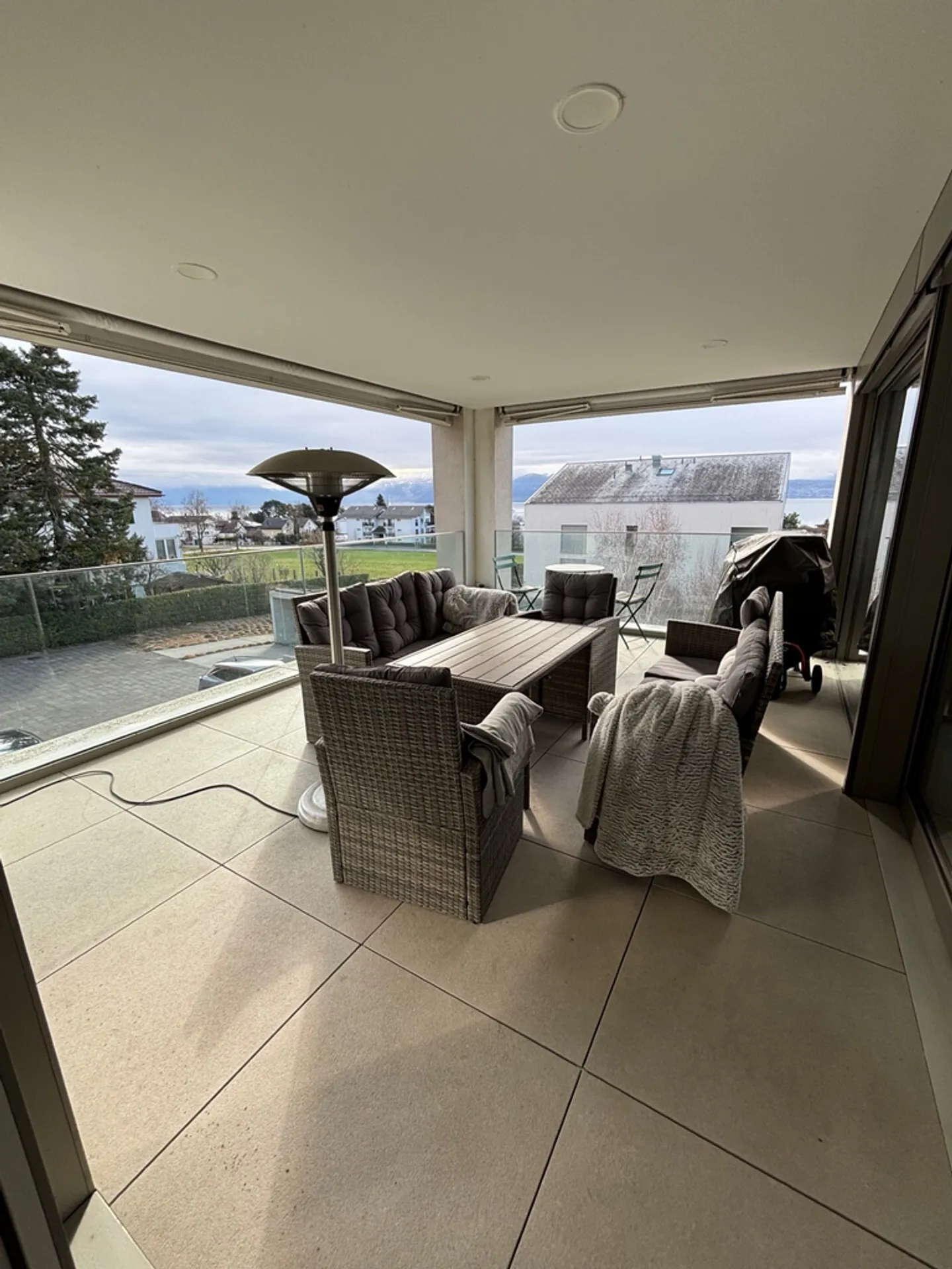 Wunderschöne 3,5 Zimmer in neuem Bau - Foto 9 von 9