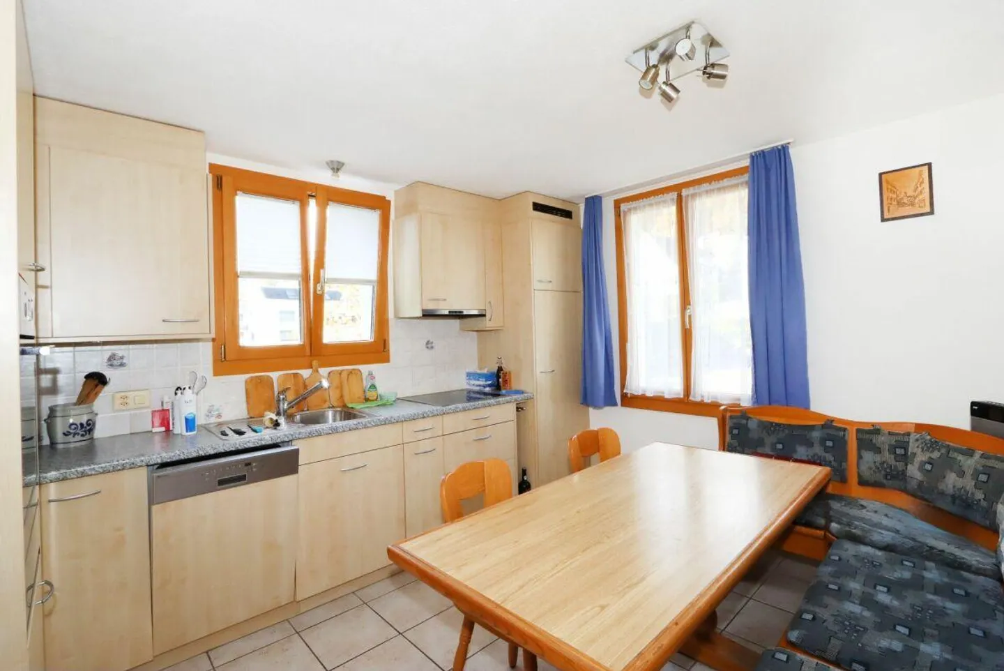 Detached single-family house with garden in a sunny and family-friendly location in Tuggen SZ - Photo 14 of 20