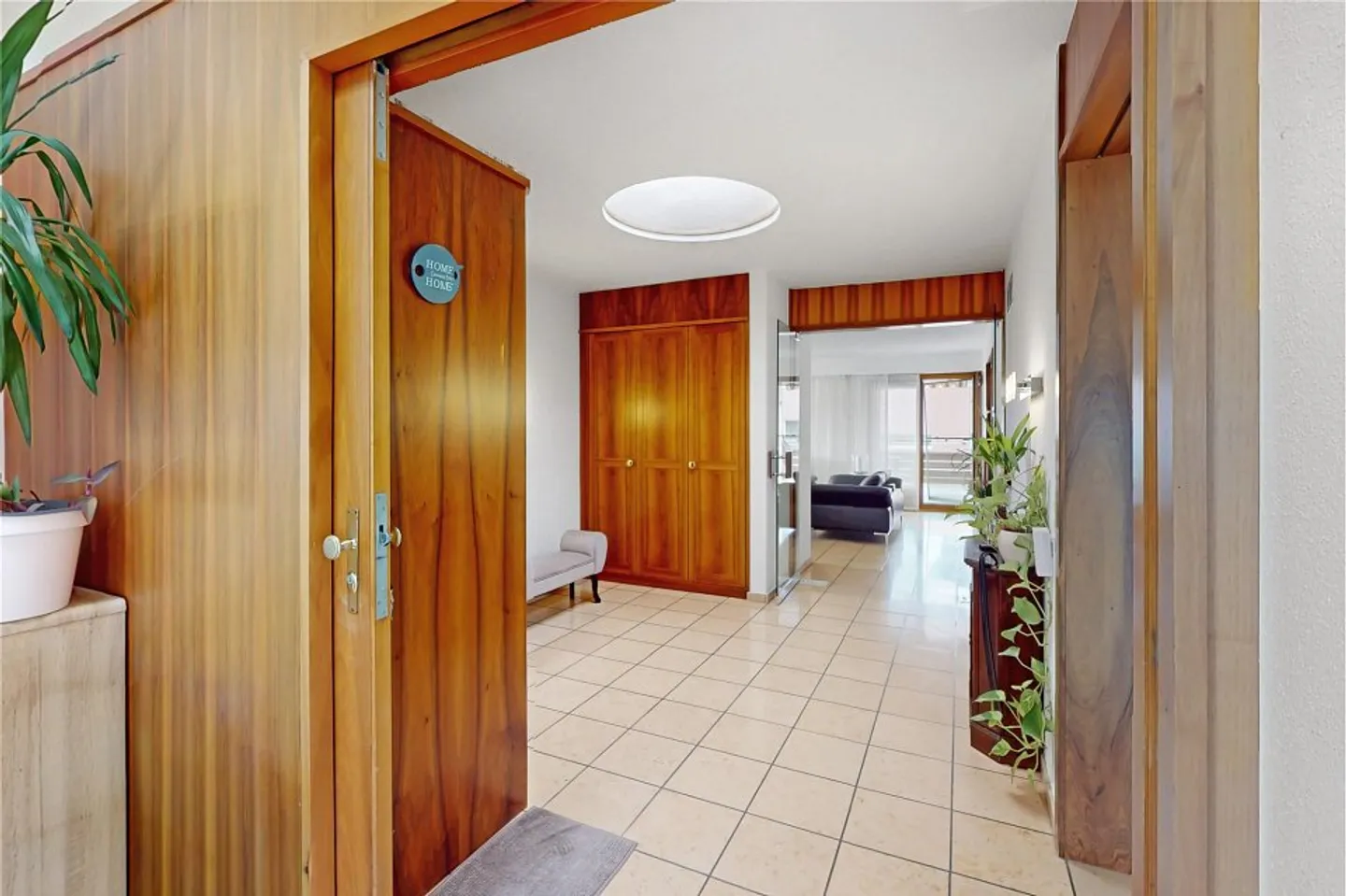 Attico-Penthouse in Centro - Camino, 2 Posti Auto Inclusi, Nuovo Riscaldamento a Pellet - Foto 5 di 13