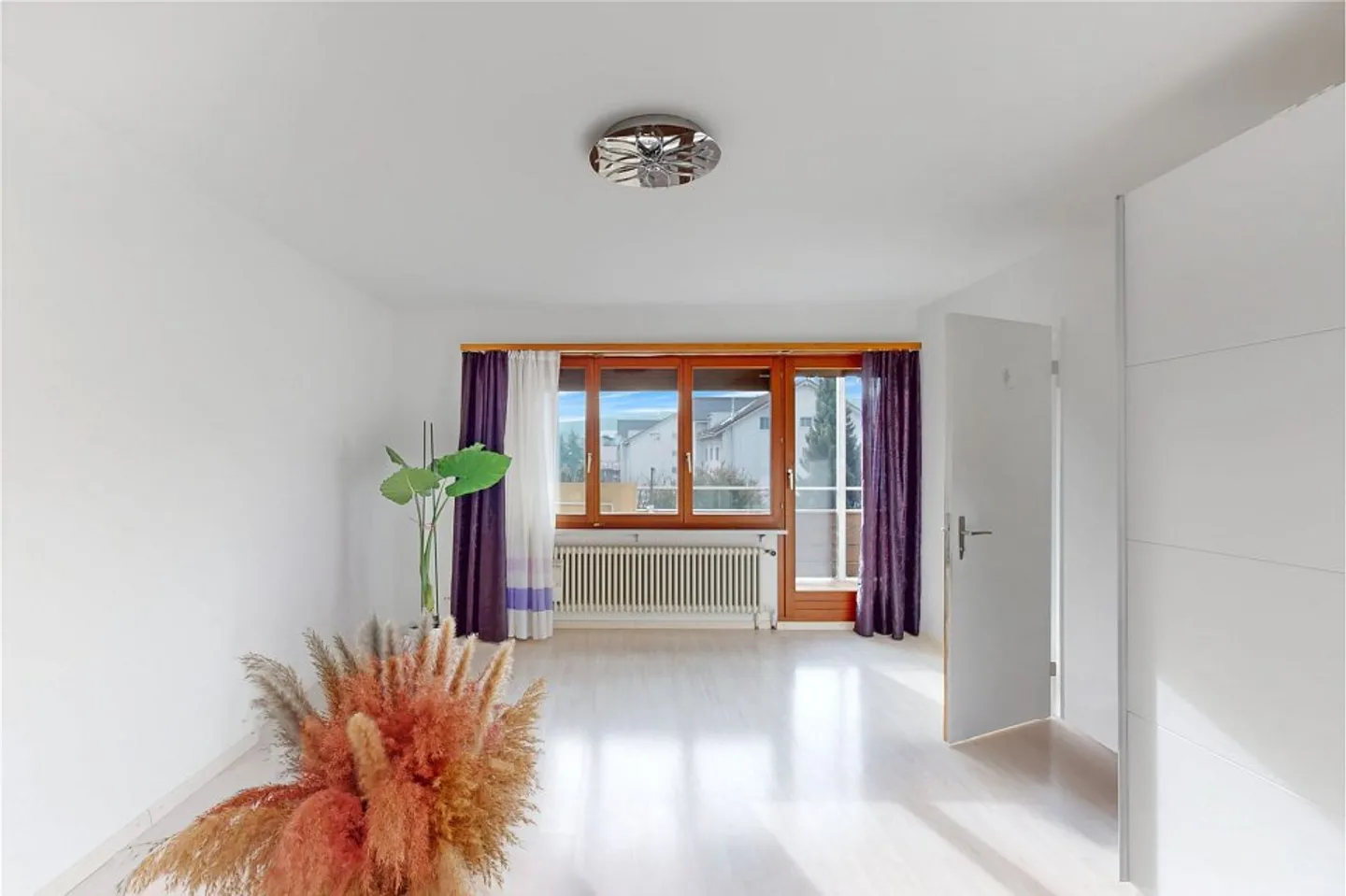 Attico-Penthouse in Centro - Camino, 2 Posti Auto Inclusi, Nuovo Riscaldamento a Pellet - Foto 8 di 13