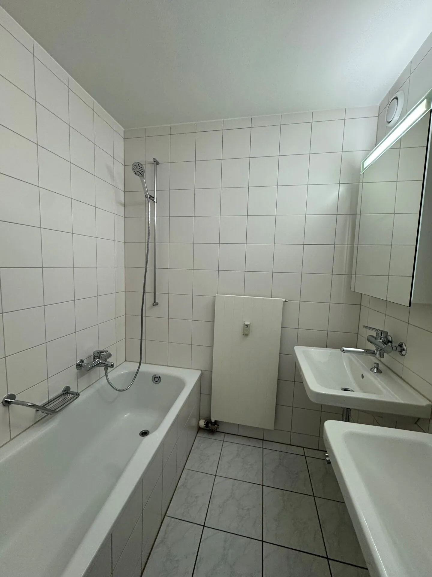 Appartement de 4,5 pièces au cœur de Reinach - Photo 8 sur 9
