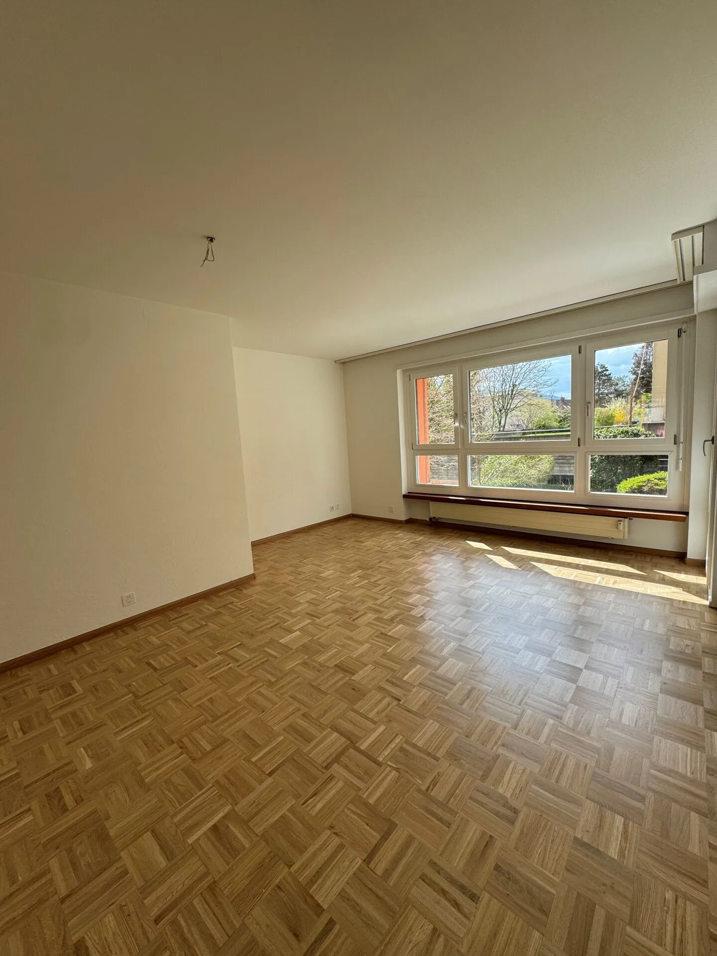 Appartement de 4,5 pièces au cœur de Reinach - Photo 2 sur 9