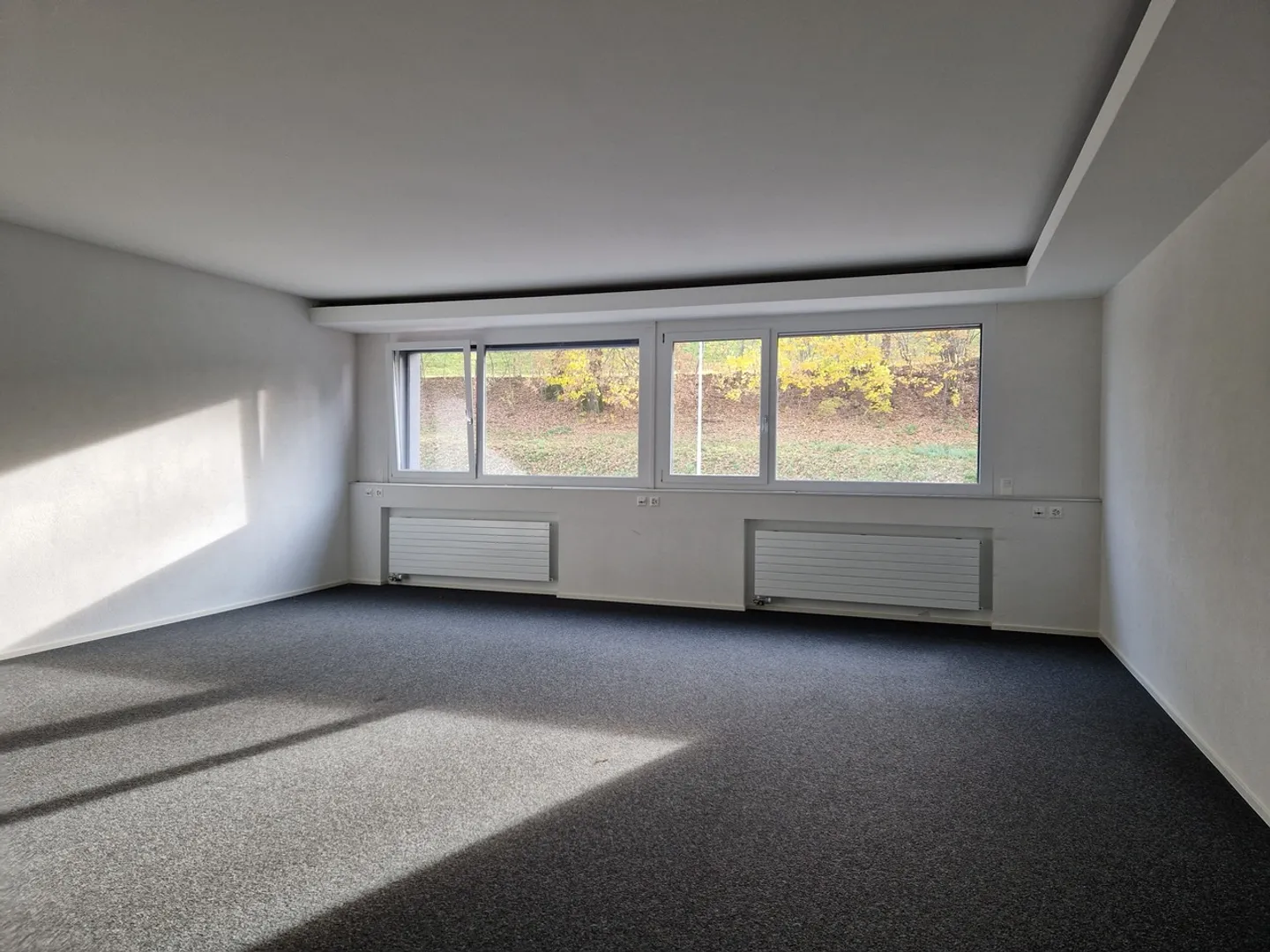 Helle Büros von 200 bis 440 m2 - ca. 900 m2 insgesamt - Foto 6 von 20