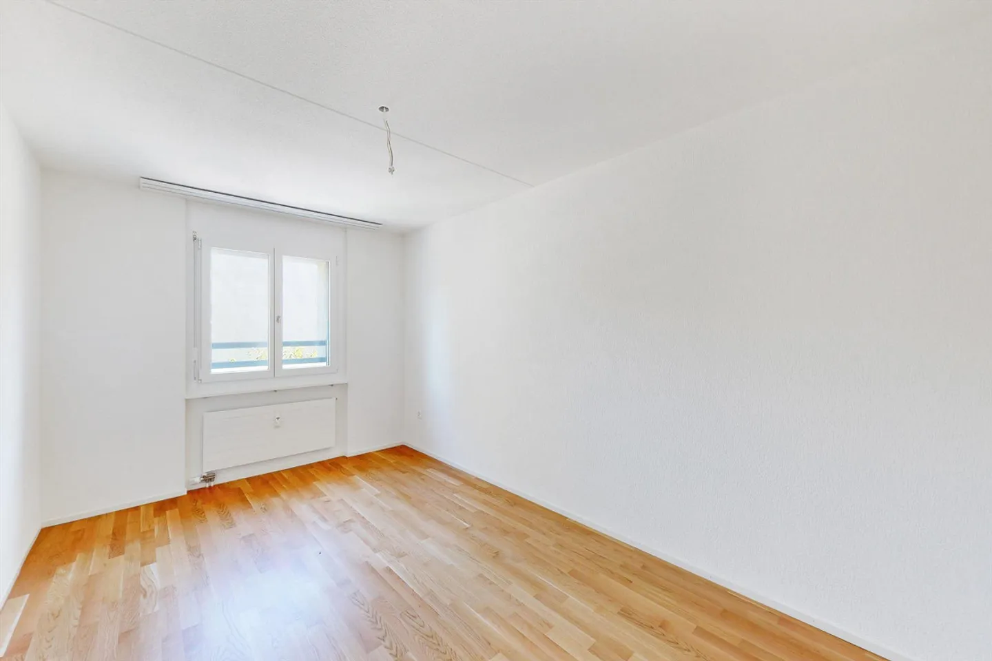 Schöne und helle Wohnung in grüner Umgebung - Foto 6 von 12