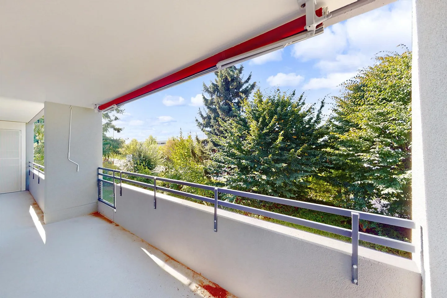 Schöne und helle Wohnung in grüner Umgebung - Foto 11 von 12