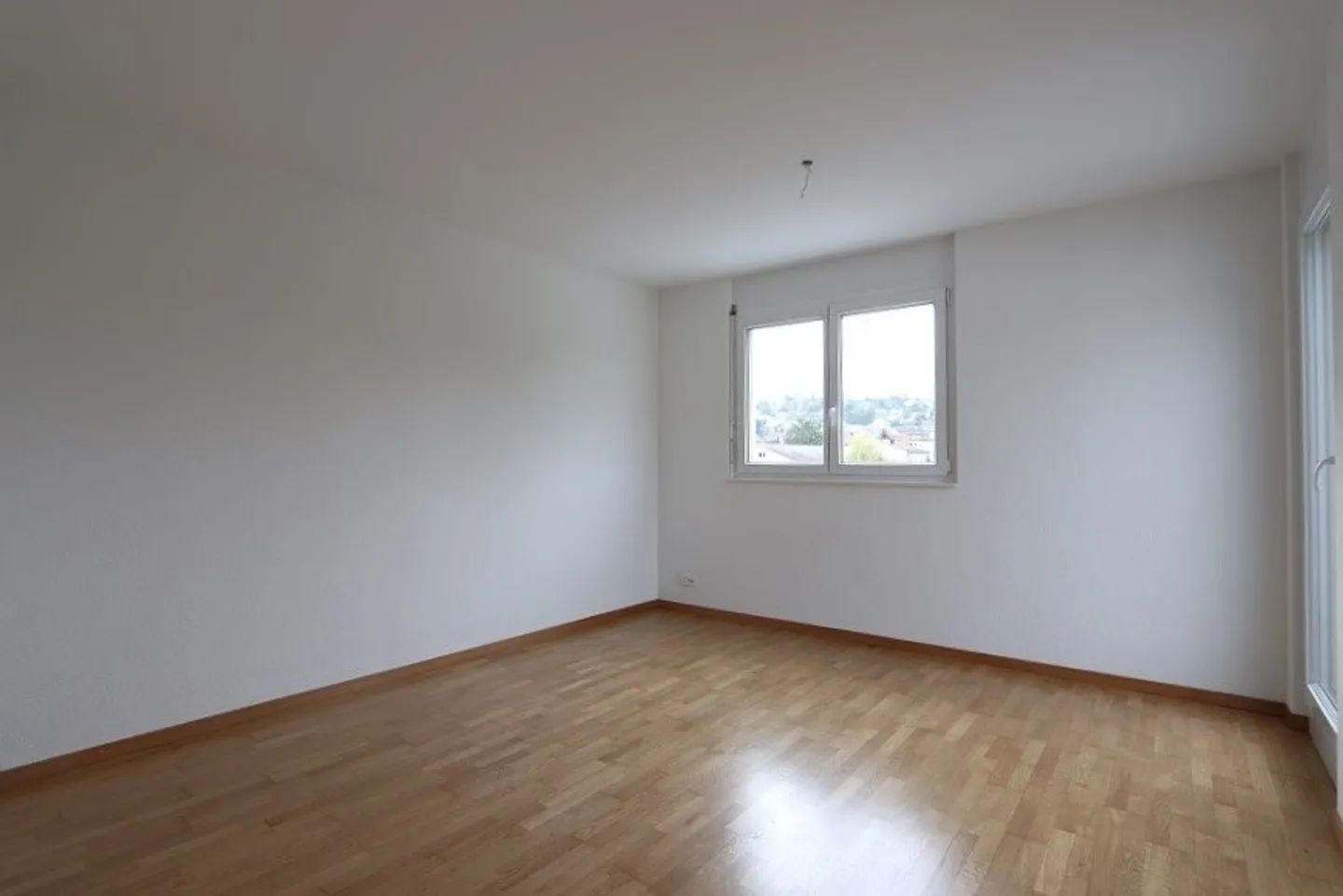Appartamento attico luminoso con due terrazze - Foto 6 di 9